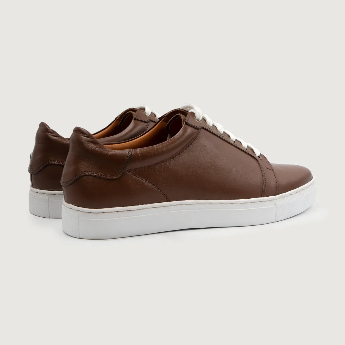 Carter Runn Marrón Zapatillas de cuero para Hombre For Men - Contrafuerte de talón reforzado y doble costura de precisión