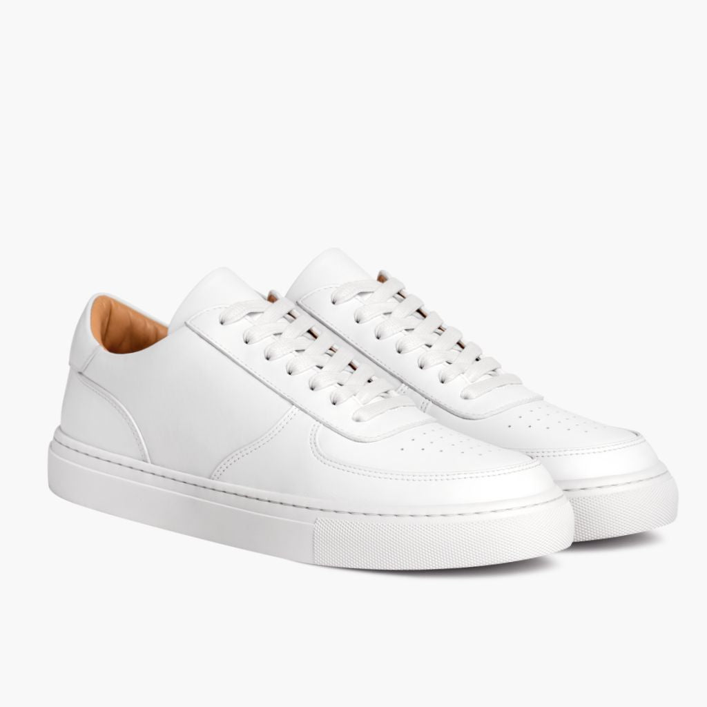 Court Blanco Zapatillas de cuero para Hombre in White Full-Grain Leather - Vista de perfil | Comprar online