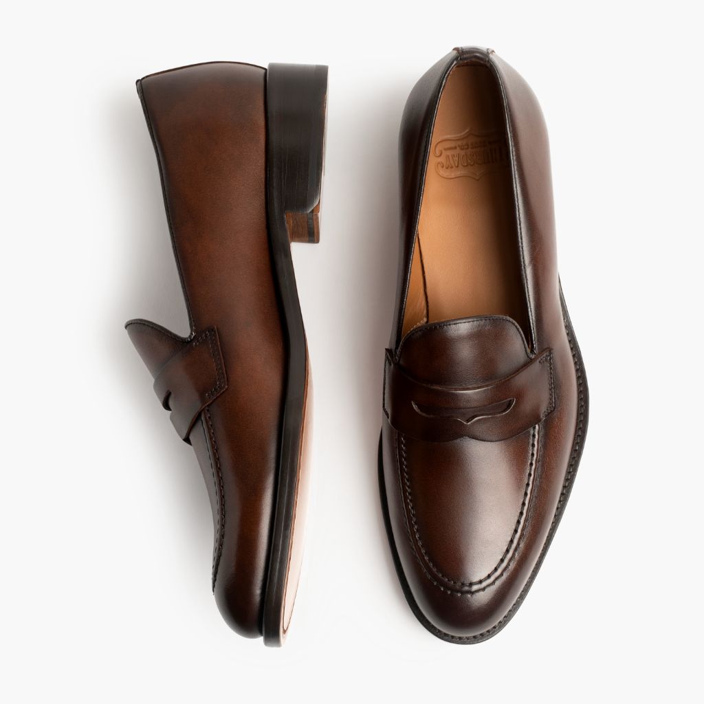 Lincoln Caoba Rico Zapatillas de cuero para Hombre - Contrafuerte de talón reforzado y doble costura de precisión