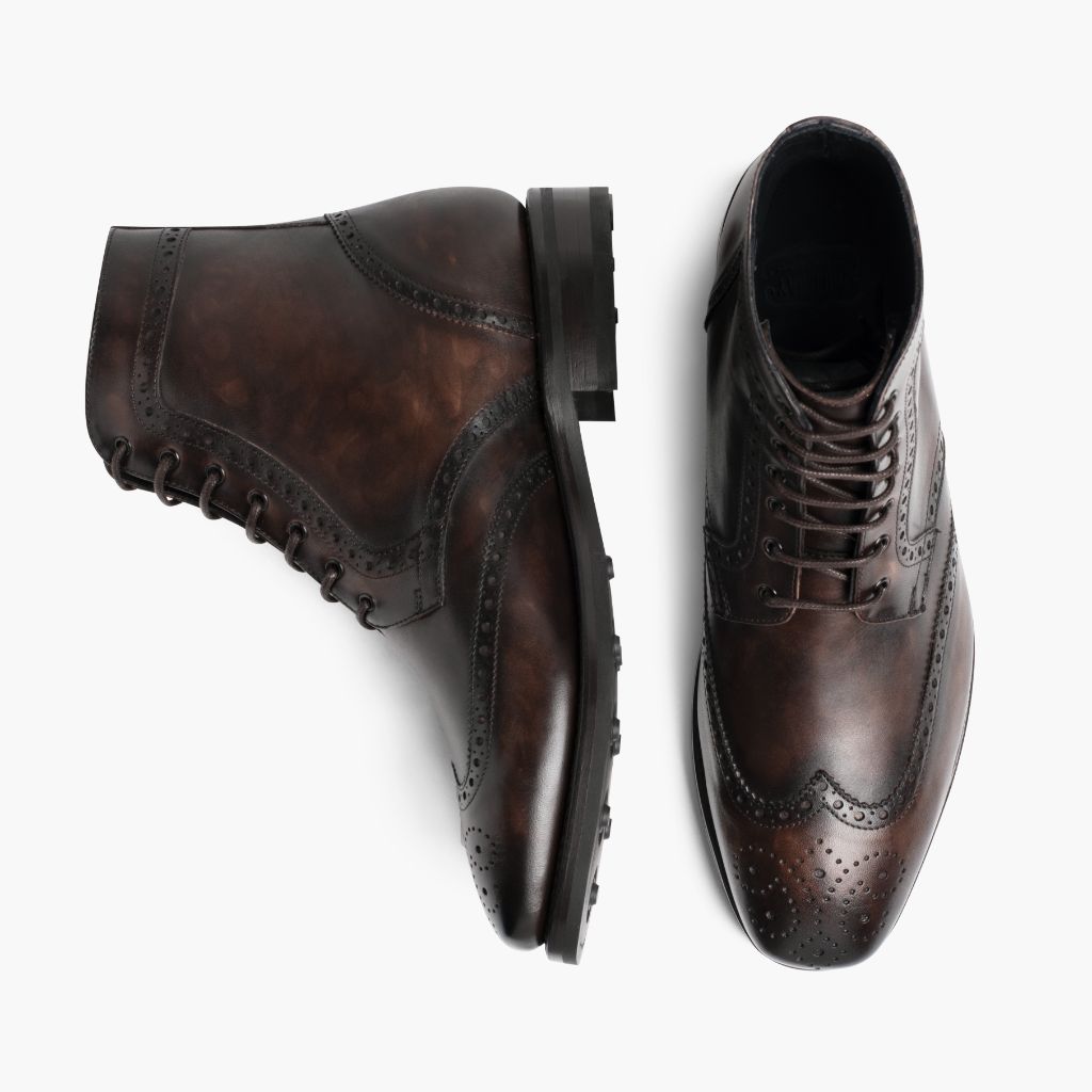 Wingtip Dark Oak Botas de cuero para Hombre For Men - Contrafuerte de talón reforzado y doble costura de precisión