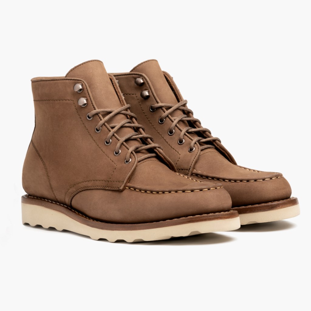 Classic Full-Grain leather Boots - Construcción cosida Goodyear y puntera delantera
