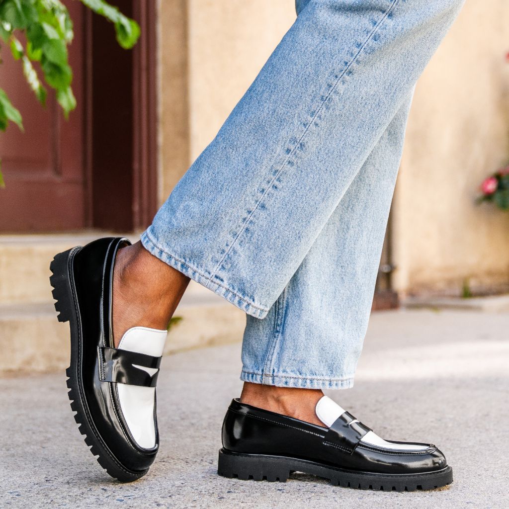 Cushioned Leather Insole & Ergonomic Arch Support Construction Detail