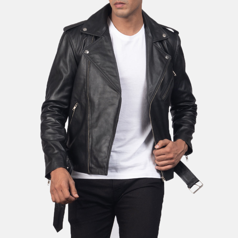 
Vista de detalle of Notch & Zipper & Waist belt Hardware on Allaric Alley Black Leather Biker Jacket