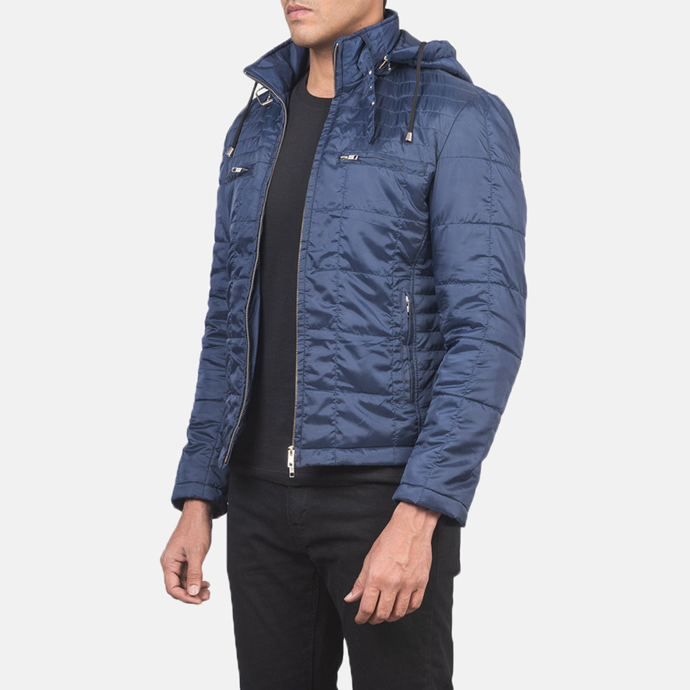 
Blue Nylon Winter Jacket - Vista posterior con hombros definidos y bajo impecable