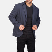 Navy Blue Poly-Cotton Leather Blazer - Vista trasera con ajuste entallado en hombros y bajo impecable