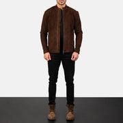 Men's Charcoal Mocha Suede Chaqueta Biker de Cuero para Hombre - Vista de perfil lateral con corte ergonómico de manga