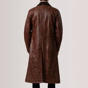 
Vista de detalle of Notch & Button Hardware on Charlton Waxed Marrón Leather Single Breasted Abrigo de Cuero para Hombre For Men