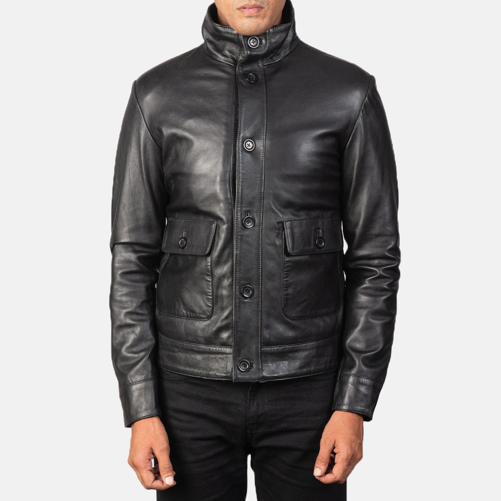 Norman Black Hooded Bomber Leather Puffer Jacket - Vista de perfil lateral con corte ergonómico de manga