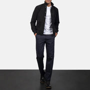 Detalle de cerca of Knit Rib &amp; Button Hardware on Men's Eaton Brown Suede Bomber Jacket