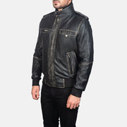 Black Cowhide Leather Bomber Jacket - Vista trasera con ajuste entallado en hombros y bajo impecable