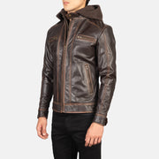 
Vintage Brown Goatskin Leather Biker Jacket - Vista posterior con hombros definidos y bajo impecable