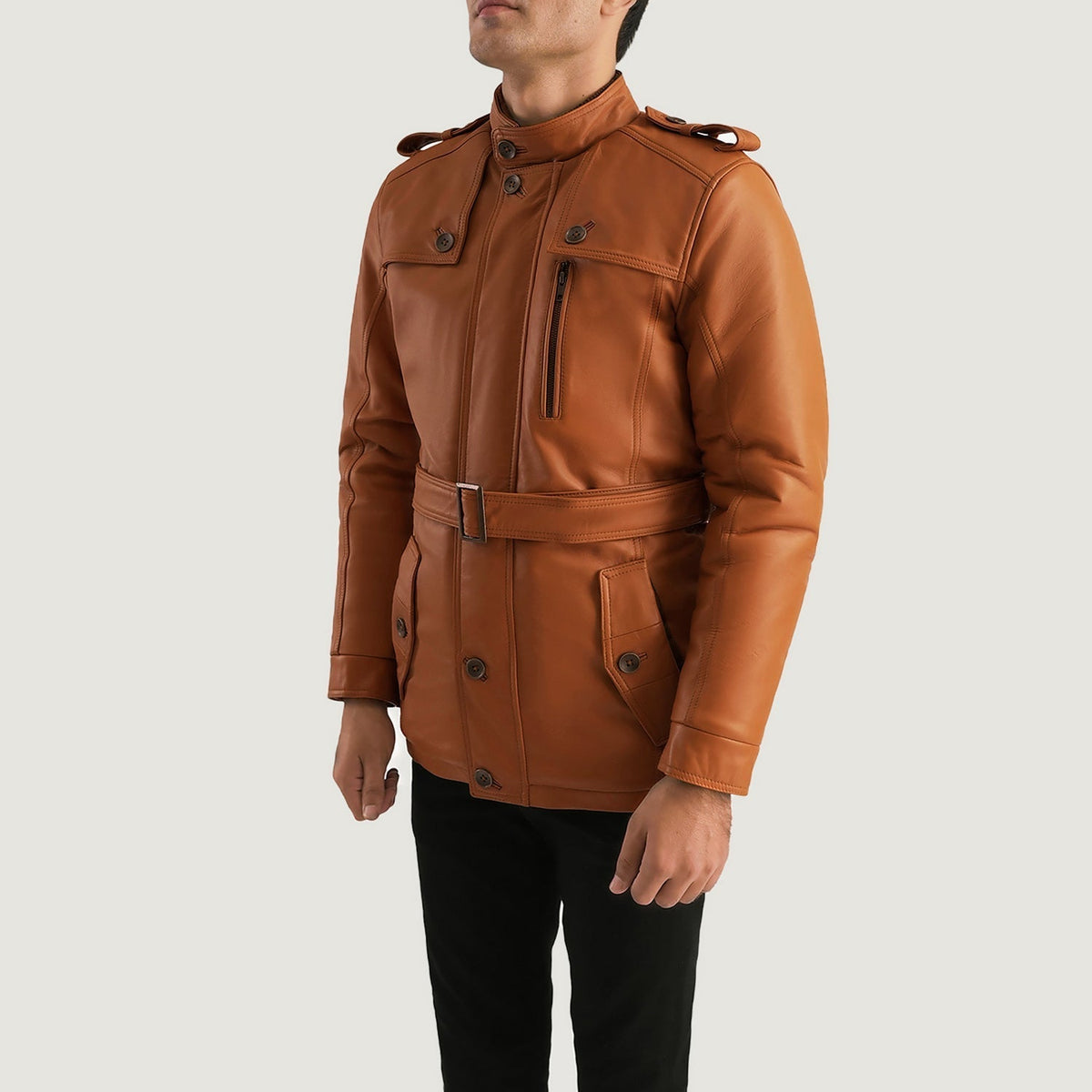 
Tan Brown Sheepskin Leather Aviator Jacket - Vista posterior con hombros definidos y bajo impecable
