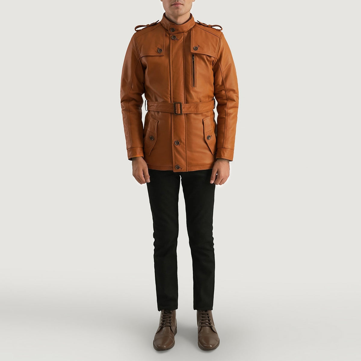 
Hunter Tostado Marrón Fur Chaqueta de Cuero para Hombre - Vista lateral mostrando el corte ergonómico de mangas