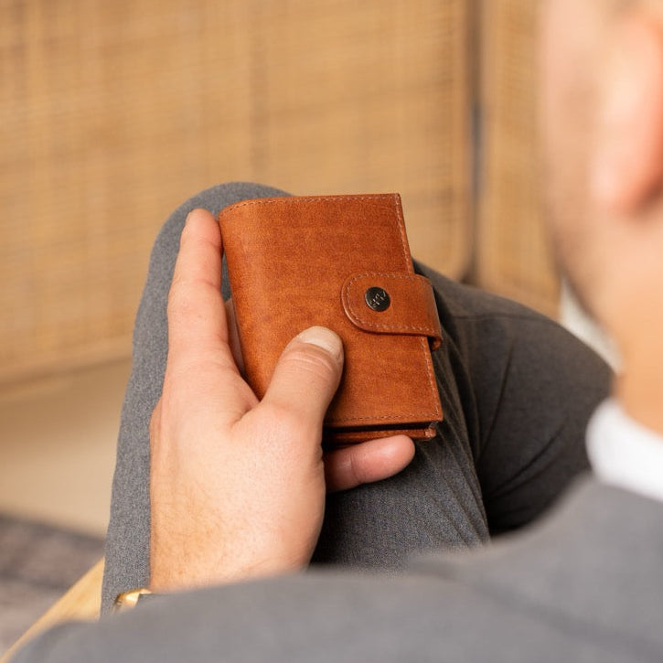 Lesina Full-Grain Leather Card Holder para Mujer – Vista alternativa del producto 2