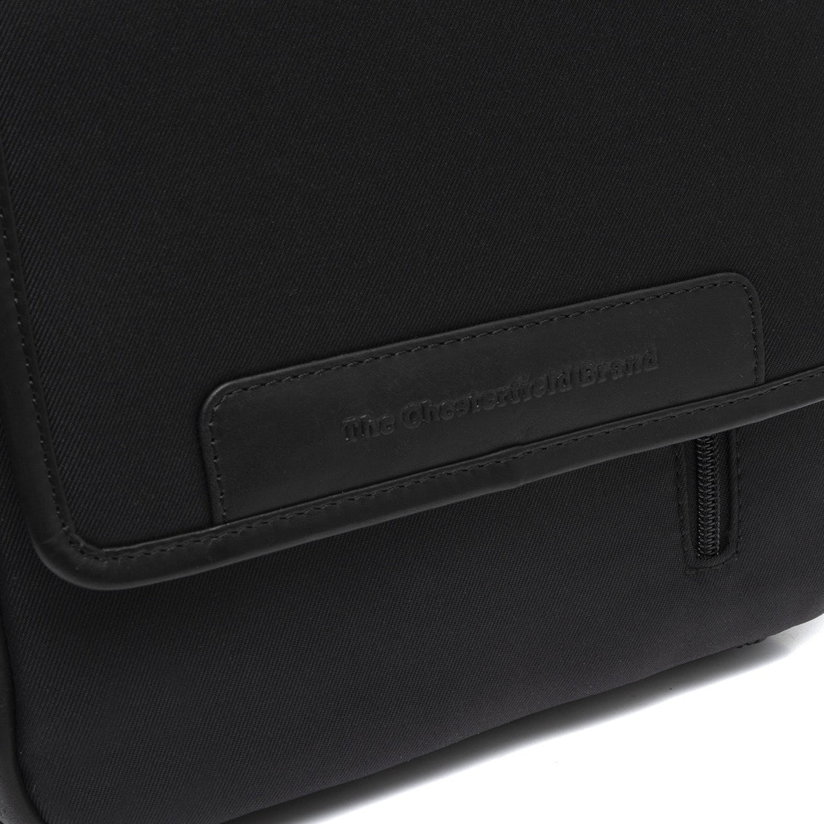
Vista interior Showing Dedicated Padded Laptop Sleeve & Multi-Compartment Organization