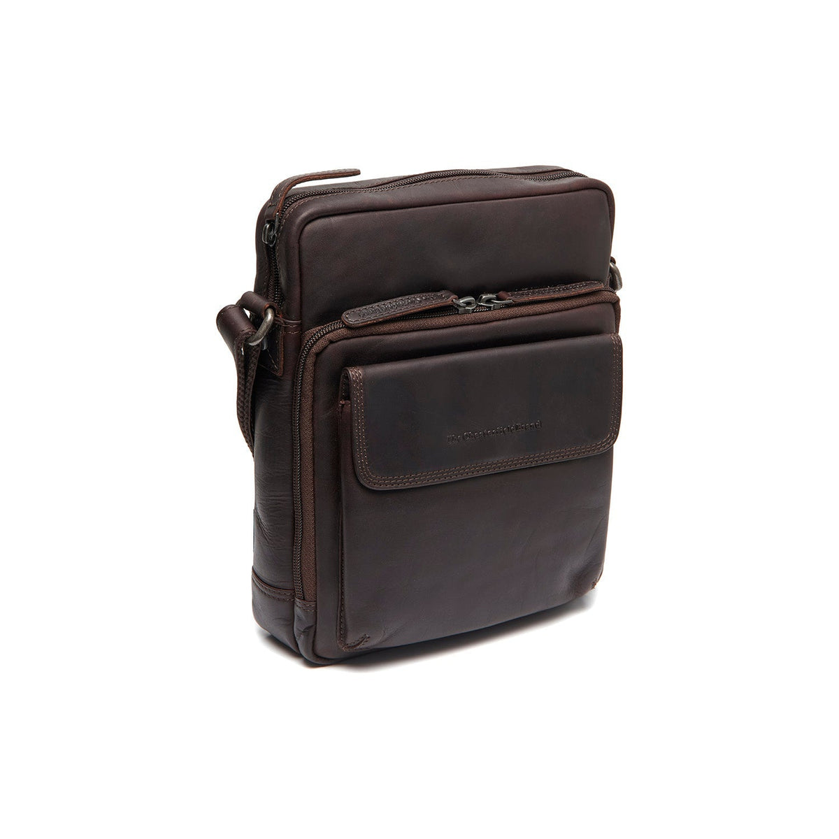 
Everyday Carry Perspective Showing Ergonomic Grab Handle & Strap Comfort