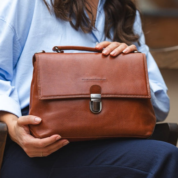 Renata Full-Grain Leather Handbag para Mujer – Vista alternativa del producto 2