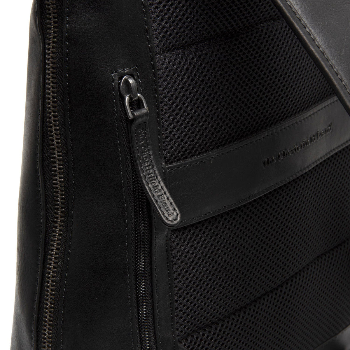Vista interior Showing Dedicated Padded Laptop Sleeve & Multi-Compartment Organization