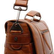 Vista interior Showing Dedicated Padded Laptop Sleeve &amp; Multi-Compartment Organization