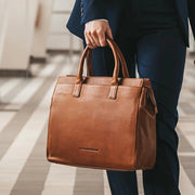 Rivera Full-Grain Leather Laptop Bag para Mujer – Vista alternativa del producto 2