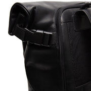 Vista interior Showing Dedicated Padded Laptop Sleeve &amp; Multi-Compartment Organization