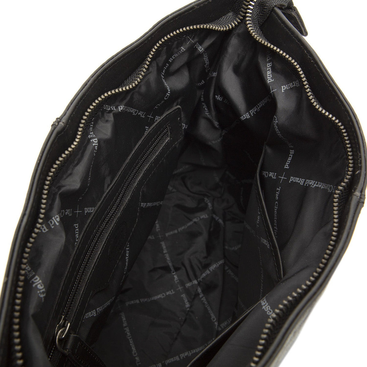 Solid Antique Brass Hardware &amp; Heavy-Duty Dual Zipper Detail on Amelia Full-Grain Leather Shoulder Bag para Mujer