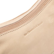 
Classic 100% Full-Grain leather Bag - Perspectiva trasera con correas de cuero reforzadas