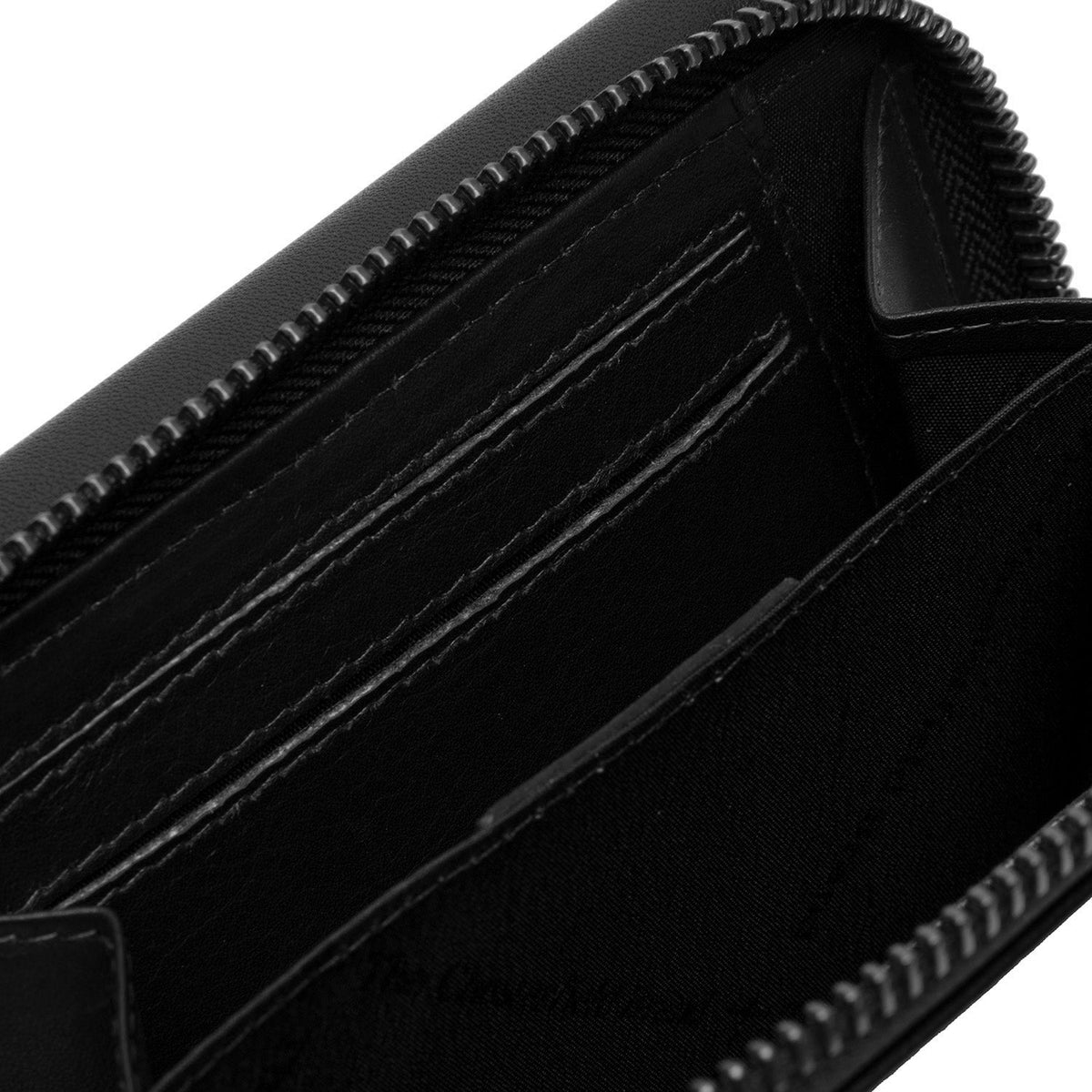 
Vista interior Showing Dedicated Padded Laptop Sleeve & Multi-Compartment Organization