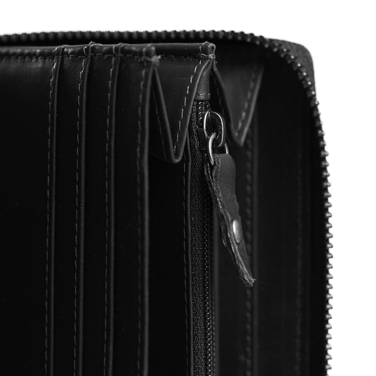 
Vista interior Showing Dedicated Padded Laptop Sleeve & Multi-Compartment Organization