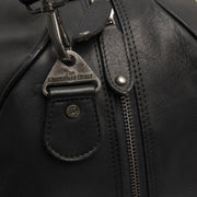 Solid Antique Brass Hardware &amp; Heavy-Duty Dual Zipper Detail on Rivaro Full-Grain Leather Weekender Bag para Mujer