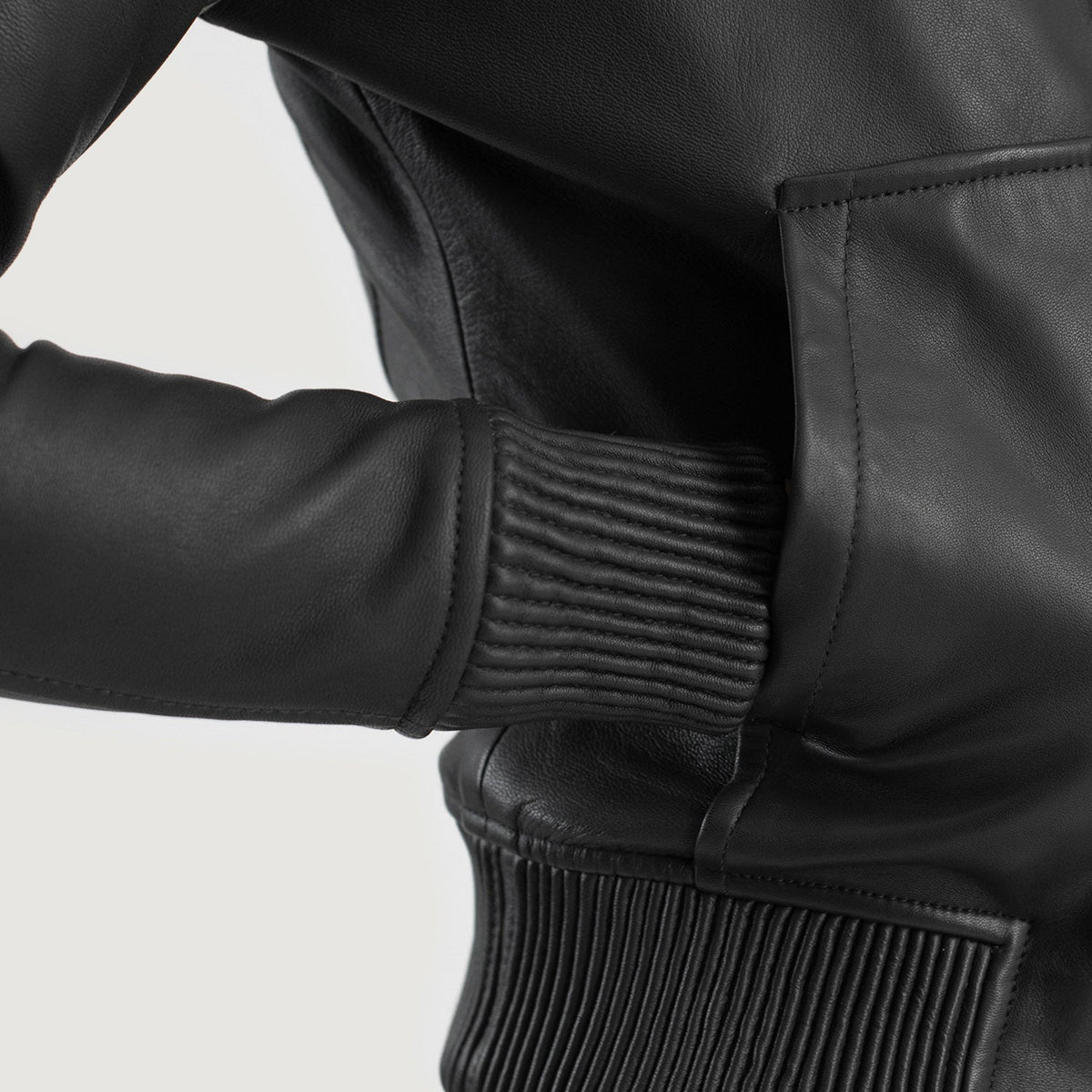 
Luna Hooded Chaqueta Bomber de Cuero para Mujer – alternate product view 6