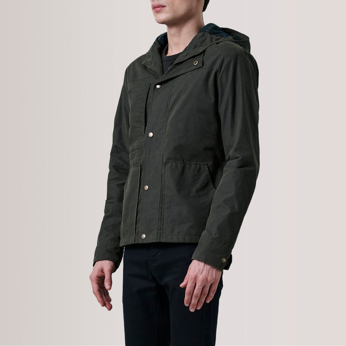 Marlo Olive Canvas Hooded Work Chaqueta de Cuero para Hombre For Men - Vista de perfil lateral con corte ergonómico de manga