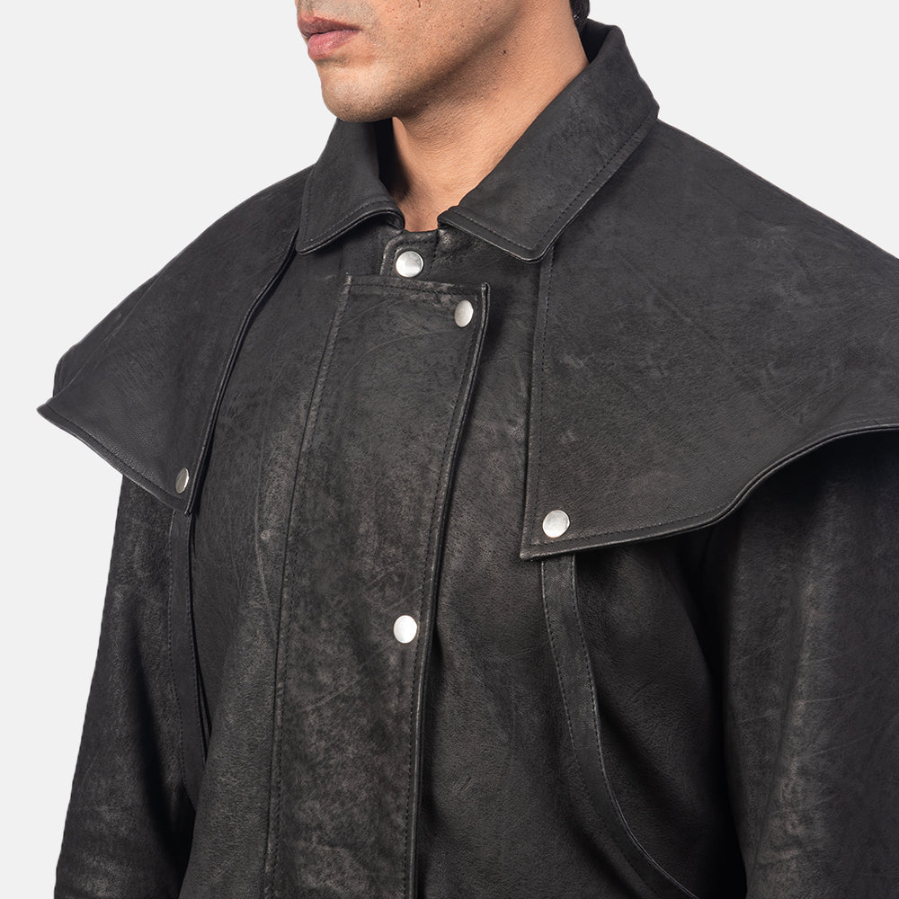 
Vista de detalle of Shirt & Heavy-Duty Zipper Hardware on Maverick Negro Leather Duster para Hombre
