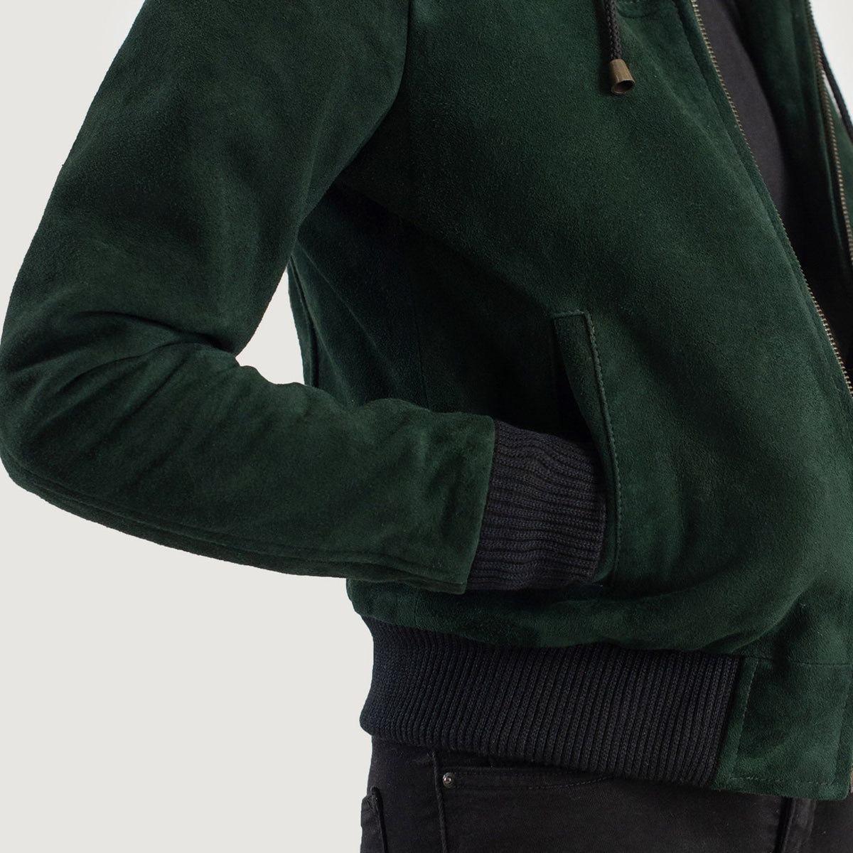 
Vista interior Showing Fleece Lined & Dos bolsillos interiores de utilidad