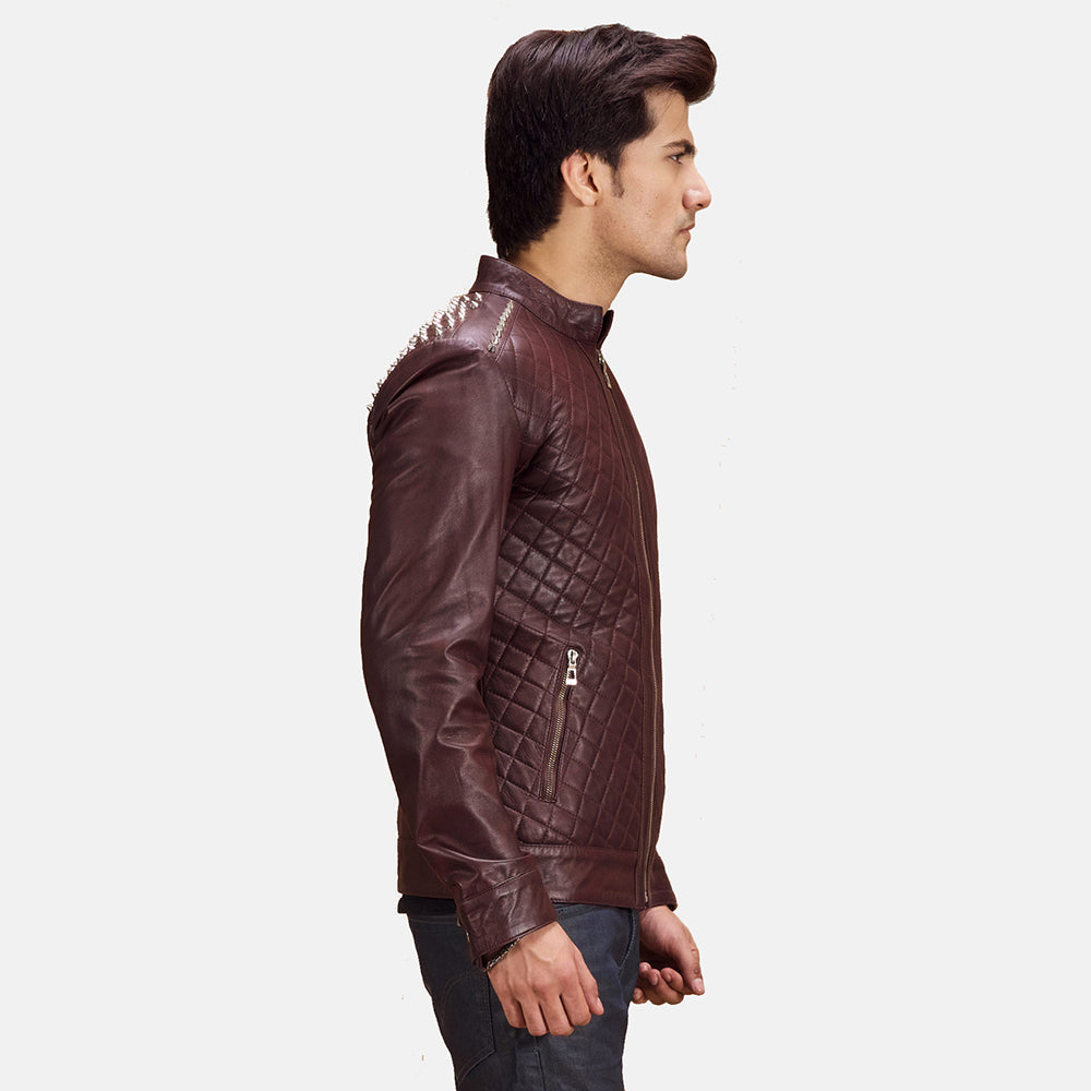 
Rumano Jae Granate Chaqueta Biker de Cuero para Hombre - Vista posterior con hombros definidos y bajo impecable