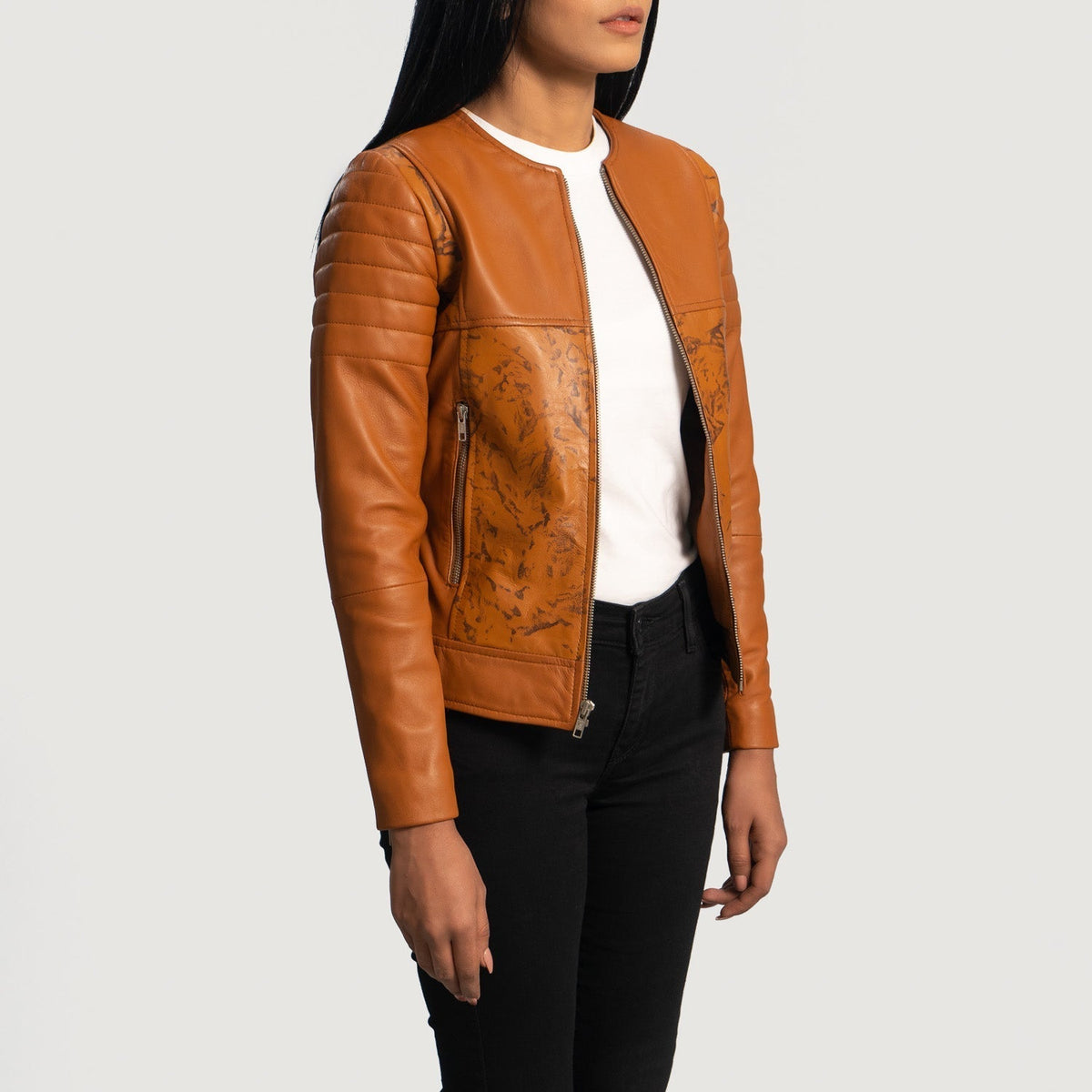 Tan Brown Sheepskin Dip &amp;Amp; Dye Biker Jacket - Vista trasera con ajuste entallado en hombros y bajo impecable