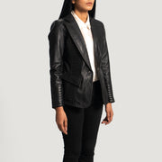 
Black Sheepskin leather Blazer - Vista posterior con hombros definidos y bajo impecable