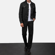 
Stallon Black Suede Jacket - Vista lateral mostrando el corte ergonómico de mangas