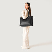 
The Bianca Bolso tote de cuero – alternate product view 2