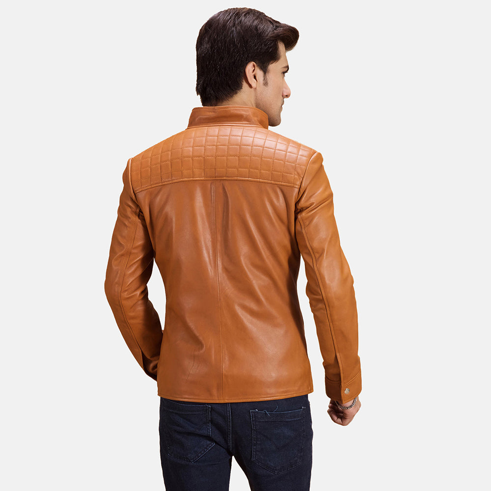 Detalle de cerca of Notch &amp; Zipper Hardware on Voltex Tostado Chaqueta Biker de Cuero para Hombre